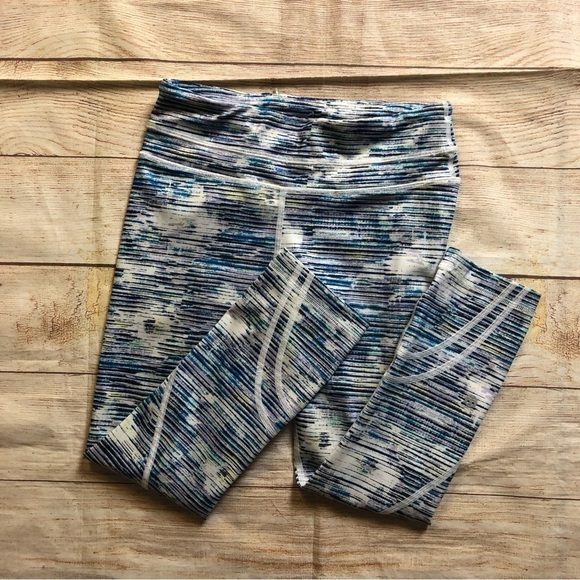 Lululemon Inspire Crop Blurry Belle Leggings Multi - Picture 2 of 7